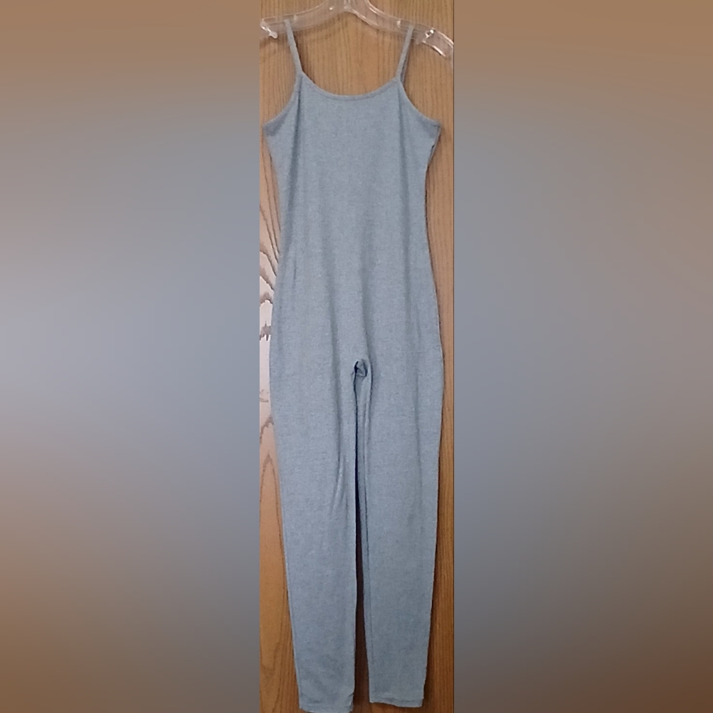 Roma Concepts Sleeveless Jumpsuit size M.       8-032